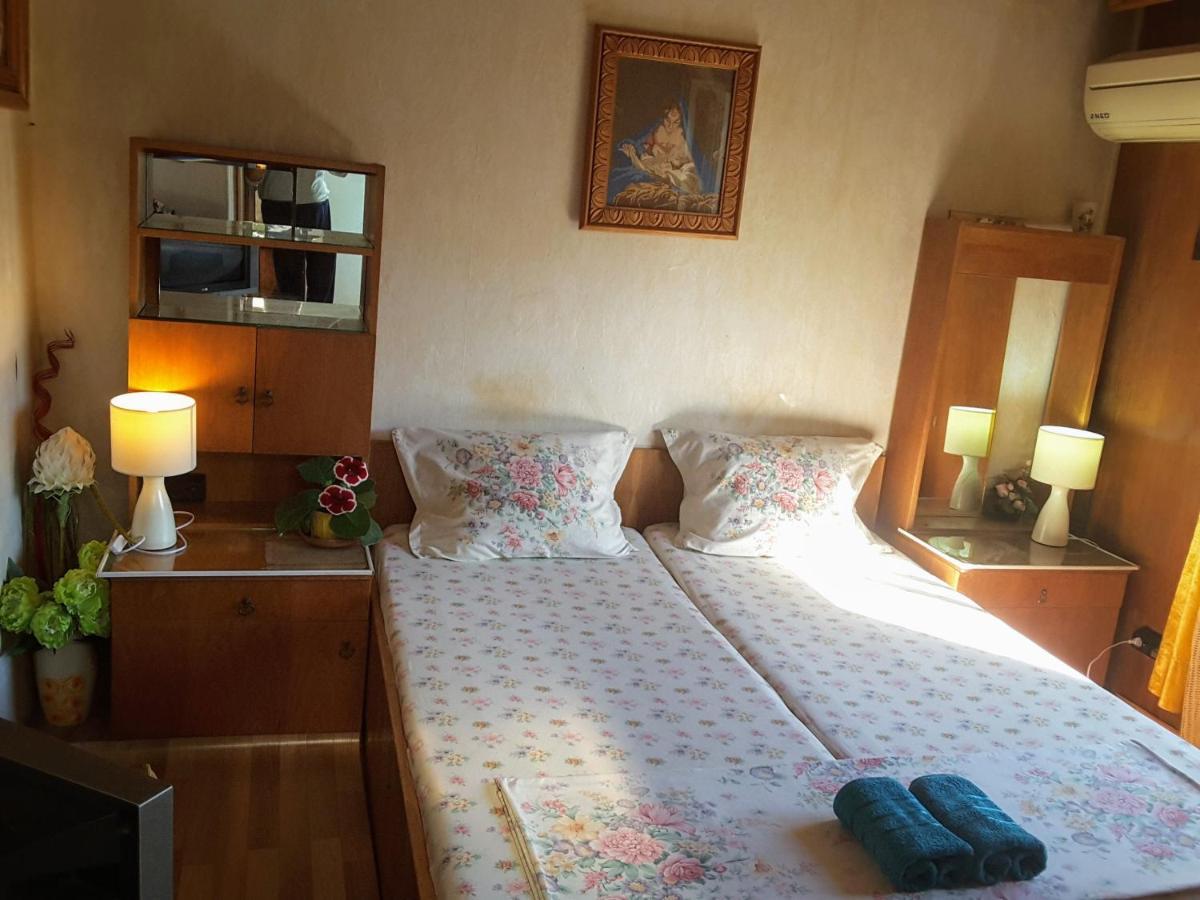 Diana Guesthouse Велико-Тирново Екстер'єр фото